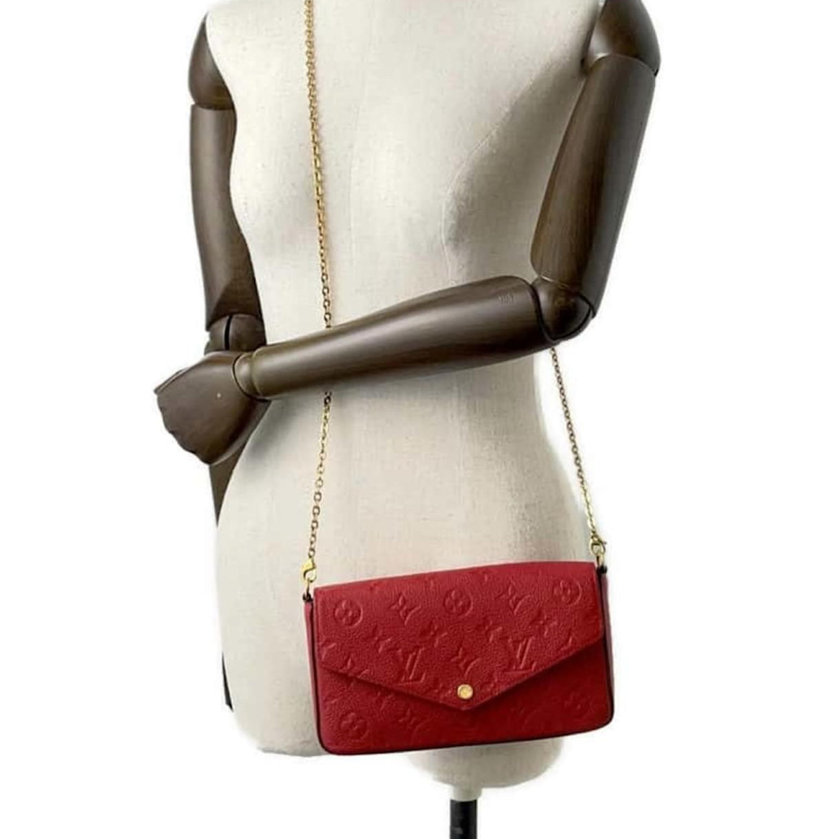 Louis Vuitton Pochette Félicie Wallet Shoulder Bag - Red