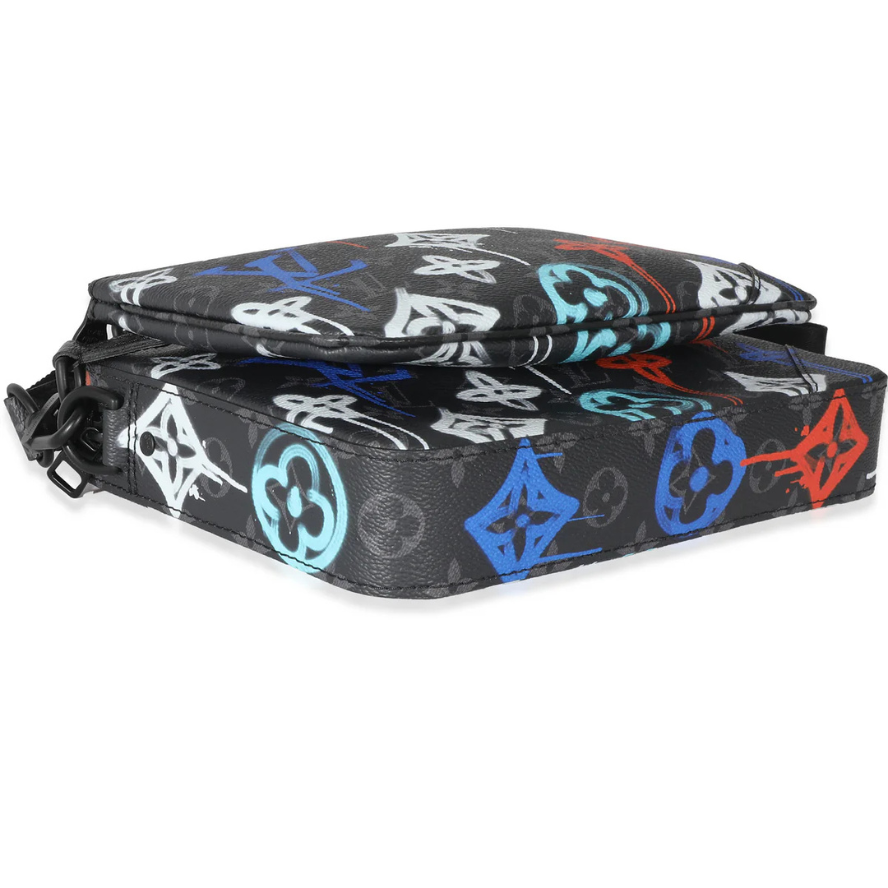 Louis Vuitton Trio Messenger - Black