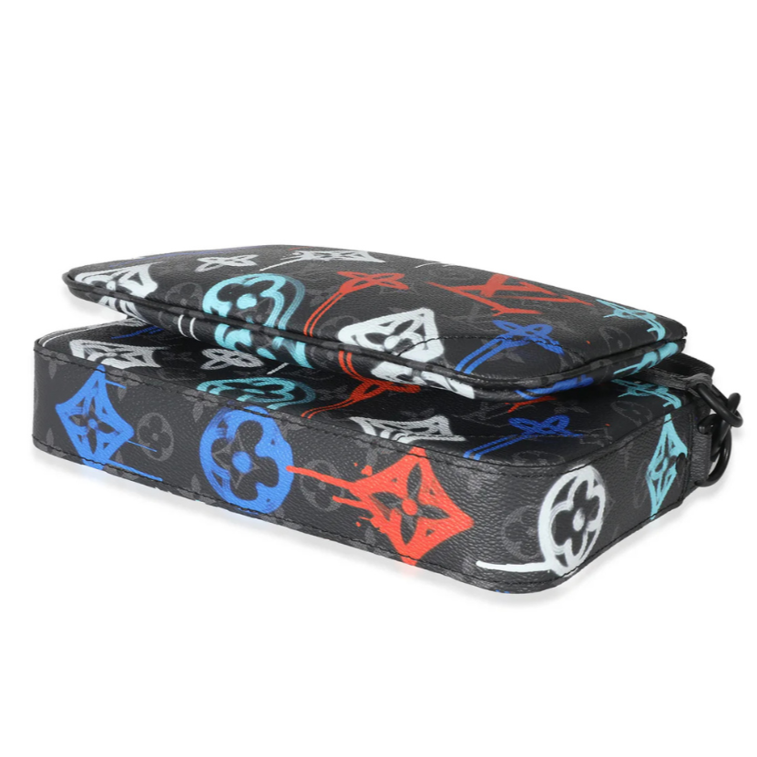 Louis Vuitton Trio Messenger - Black