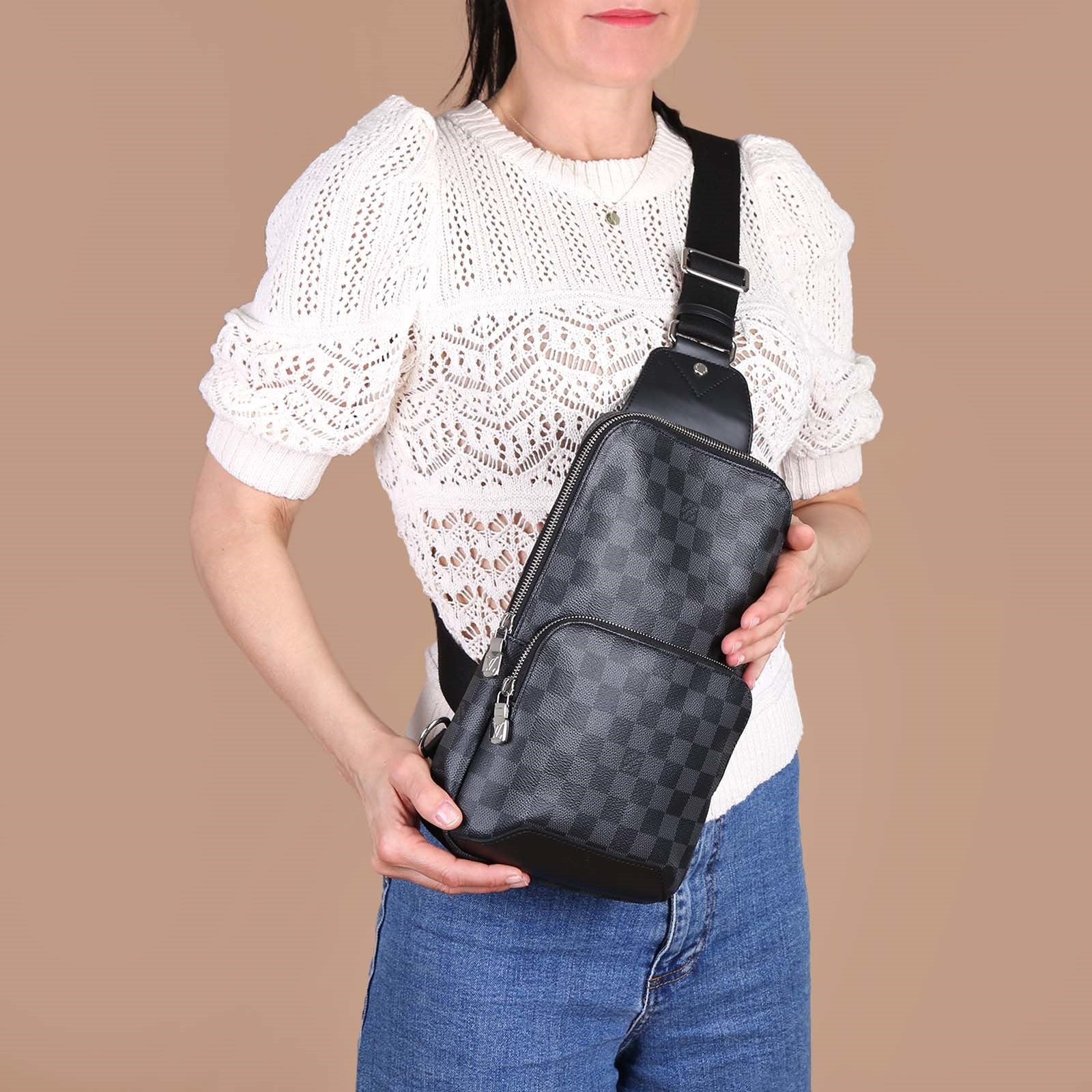 Louis Vuitton Damier Graphite Avenue Slingbag Crossbody - Black