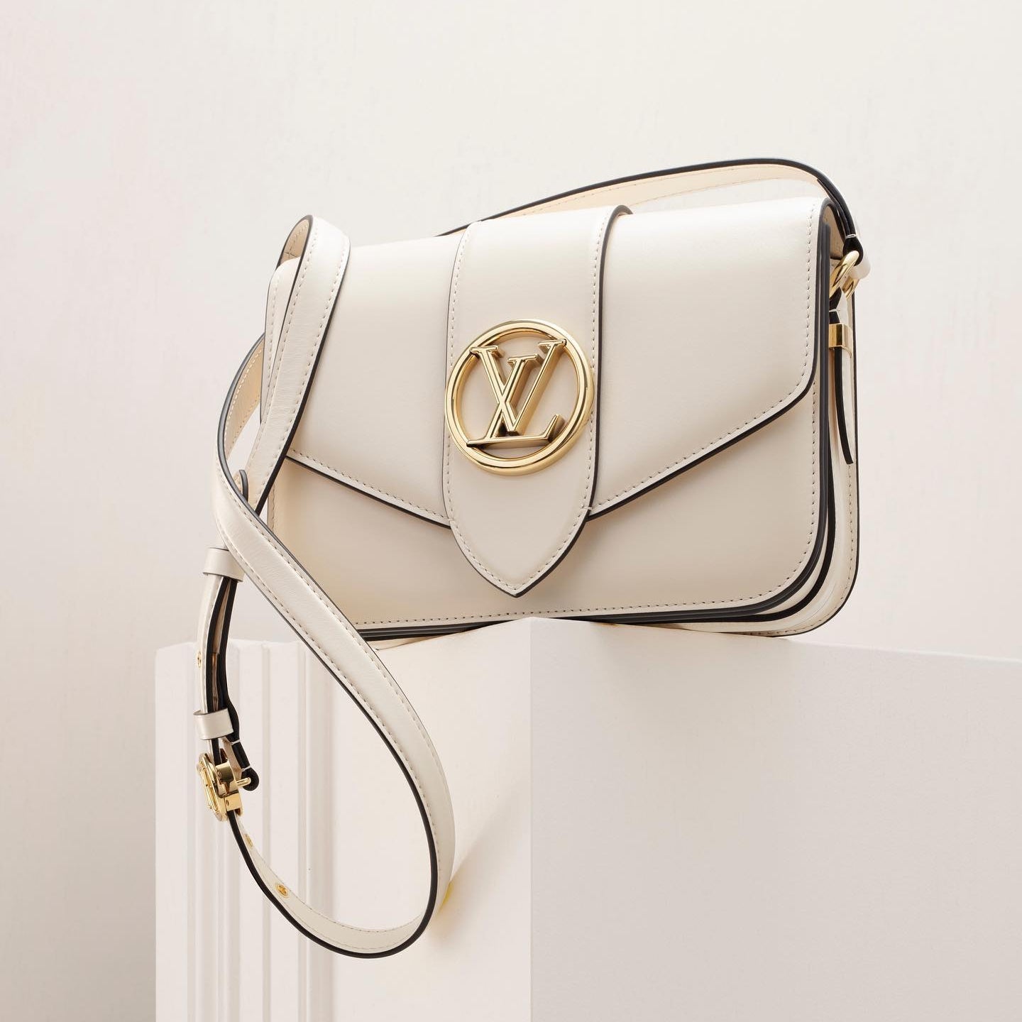 Louis Vuitton LV Pont 9 Shoulder Bag - Cream