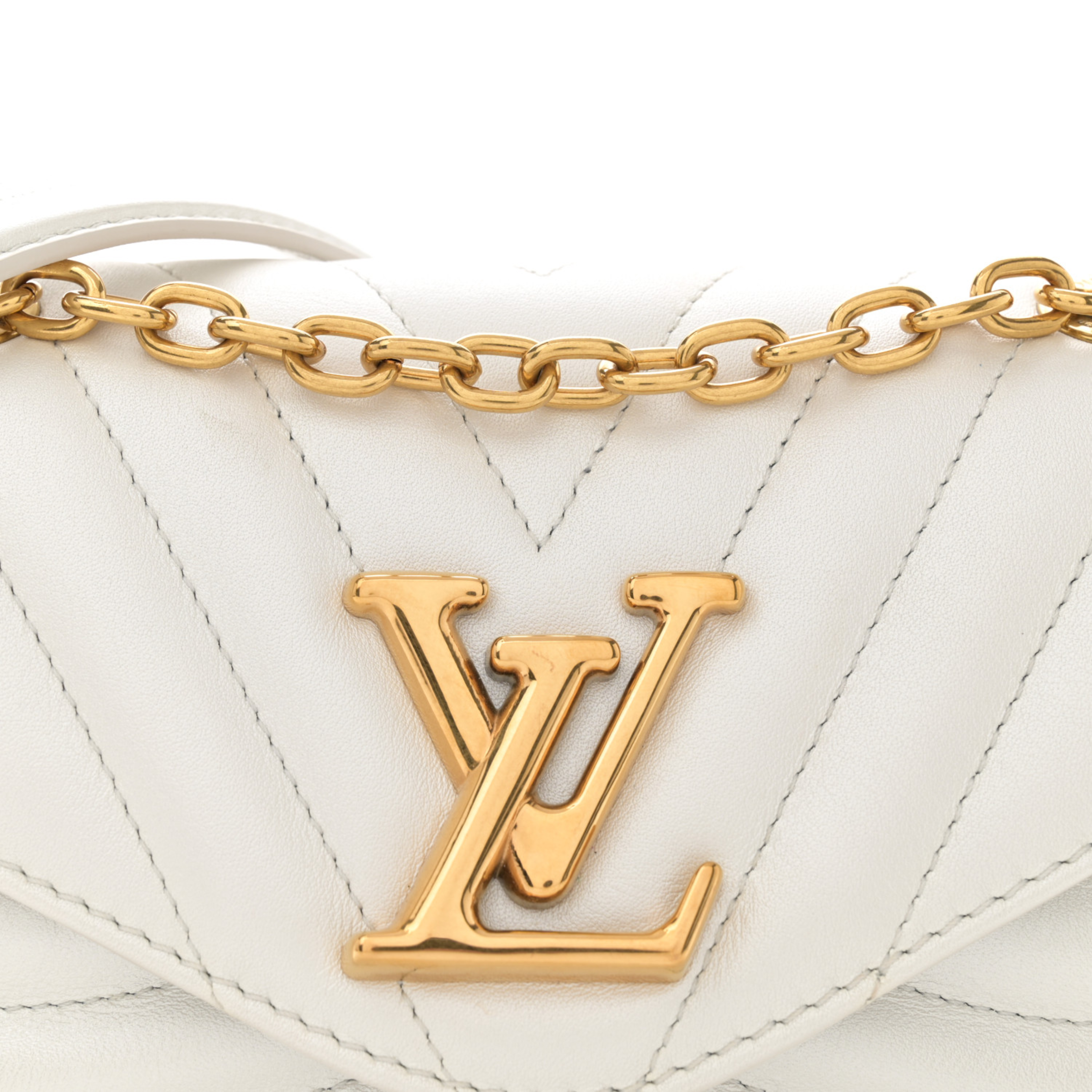 Louis Vuitton New Wave Chain Bag MM - Ivory White