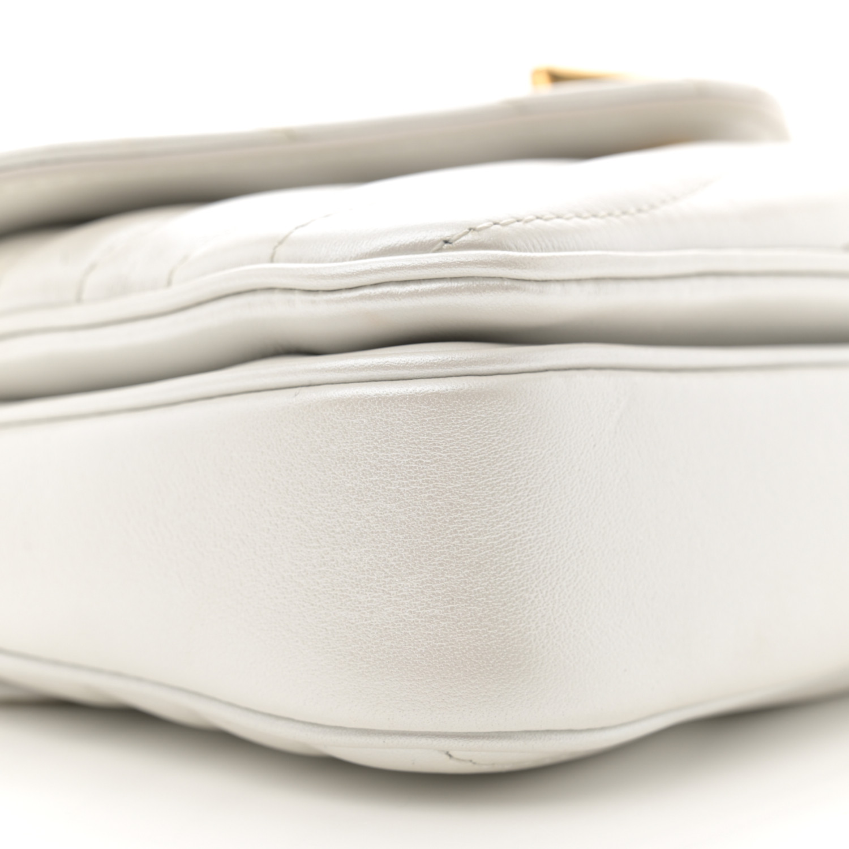 Louis Vuitton New Wave Chain Bag MM - Ivory White