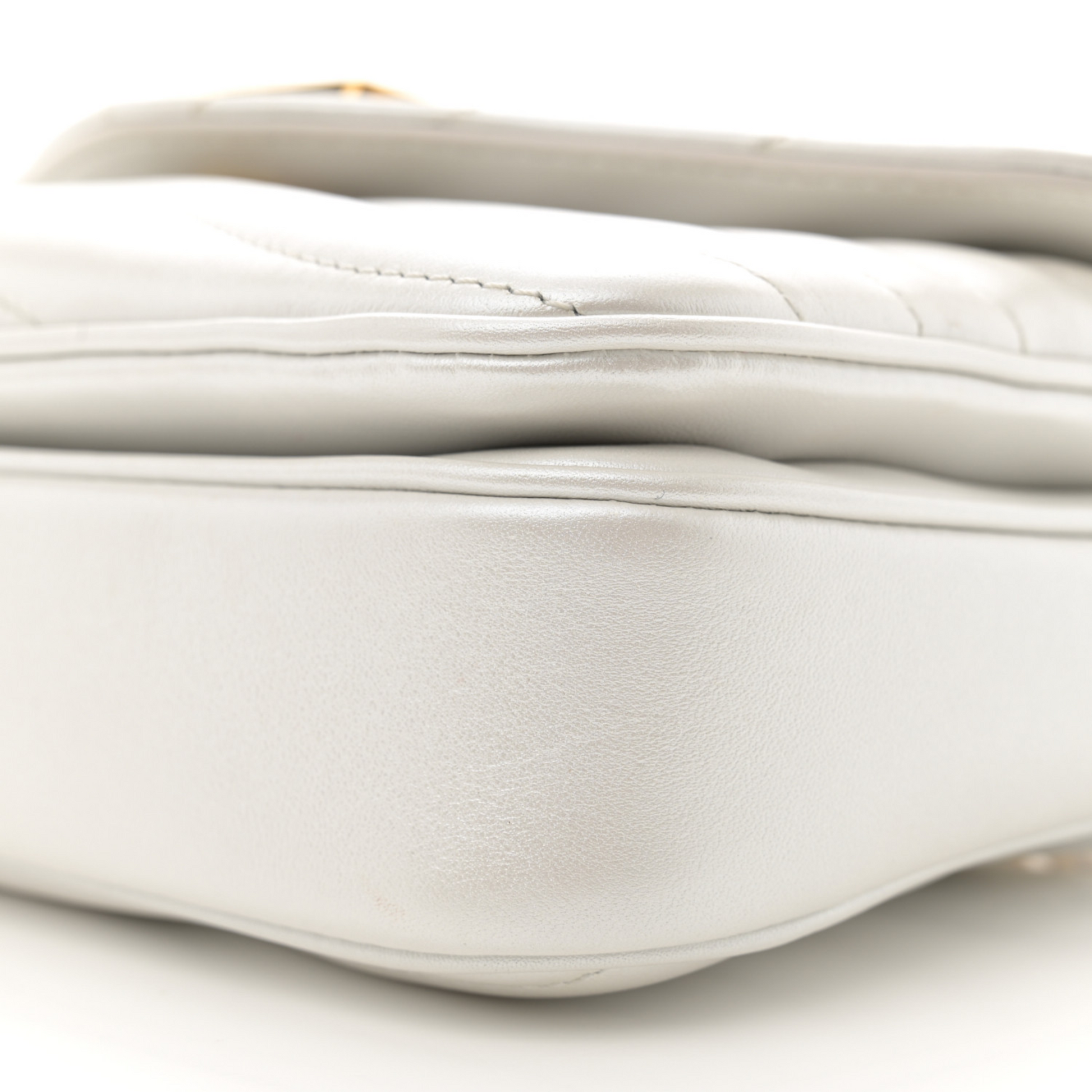 Louis Vuitton New Wave Chain Bag MM - Ivory White