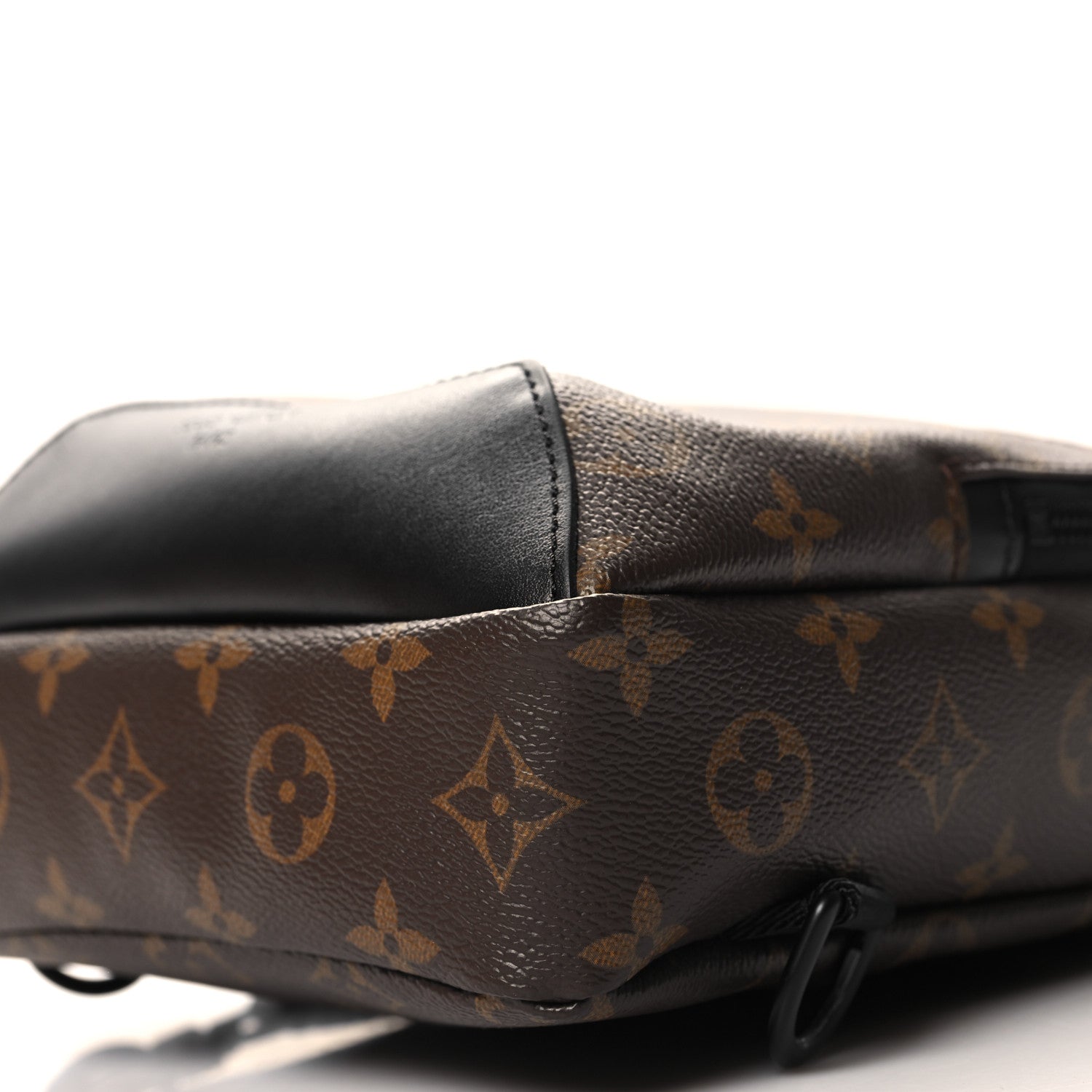 Louis Vuitton Macassar Monogram Canvas Avenue Slingbag Crossbody - Brown