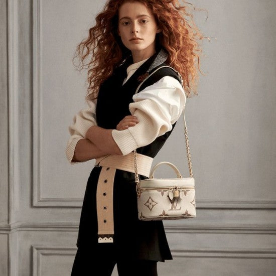 Louis Vuitton Vanity PM Handbag - Cream