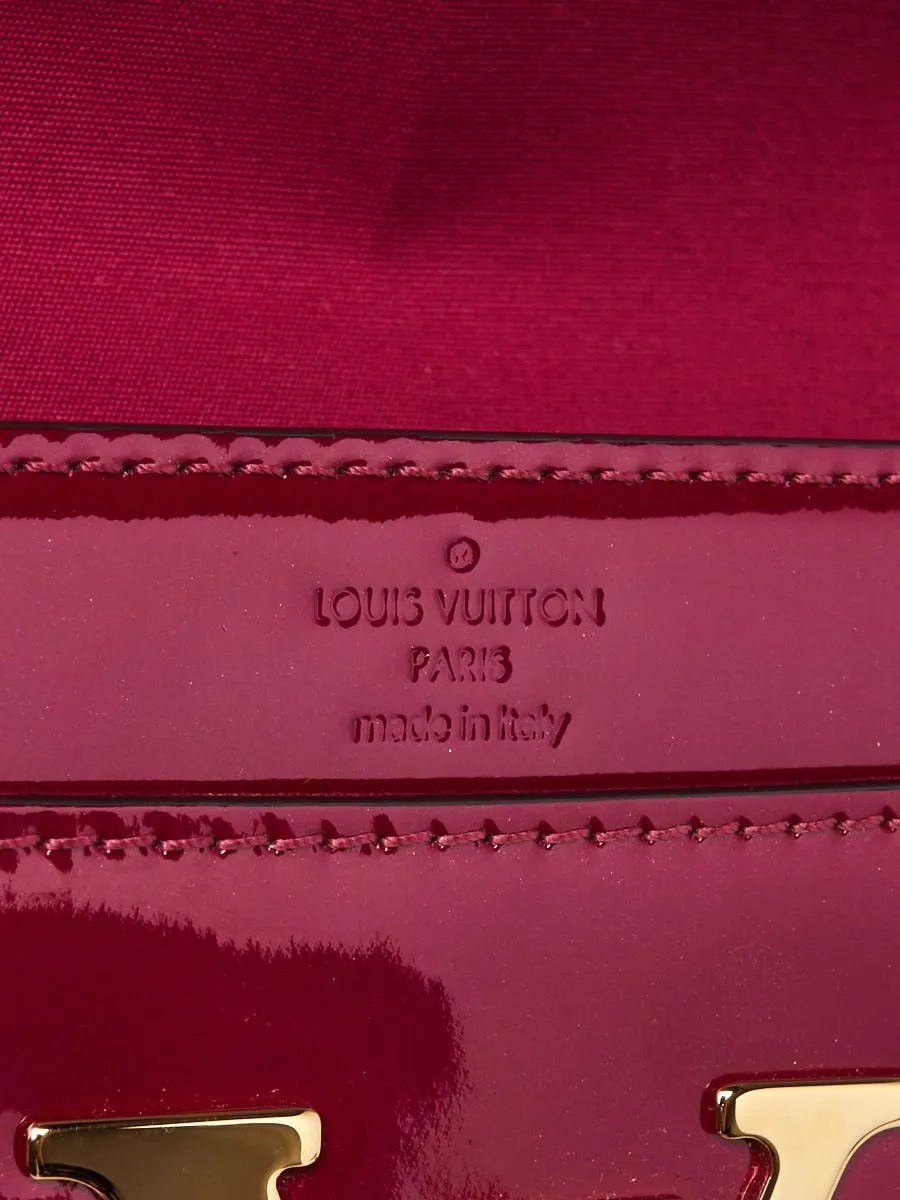 Louis Vuitton Vernis Patent Leather Louise Clutch - Wine Red
