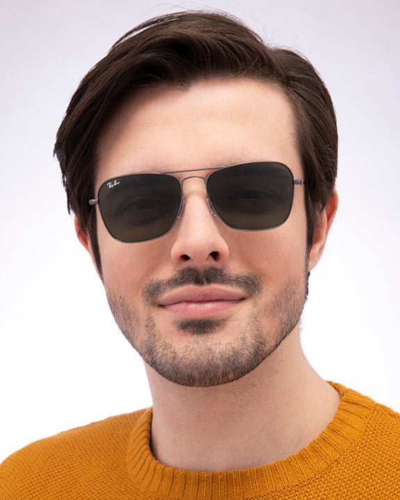 Ray Ban Caravan RB3136 004/51 Square Black Frame Sunglasses